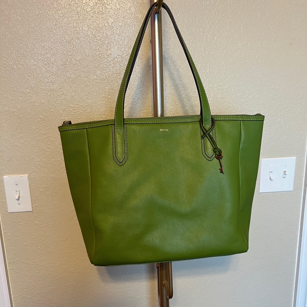 Fossil Green Pebbled Leather Zip-Top Tote | Shoulder Bag | Work & Everyday